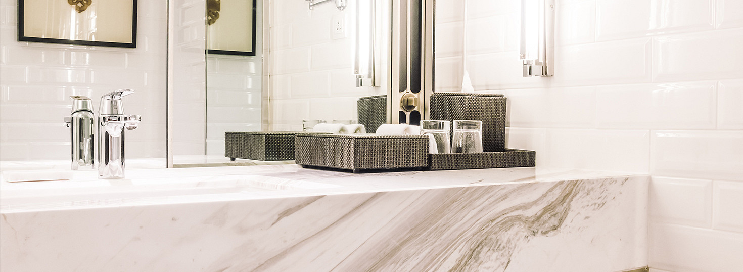 Marble vs. Quartz Best Material for Bathroom Countertops